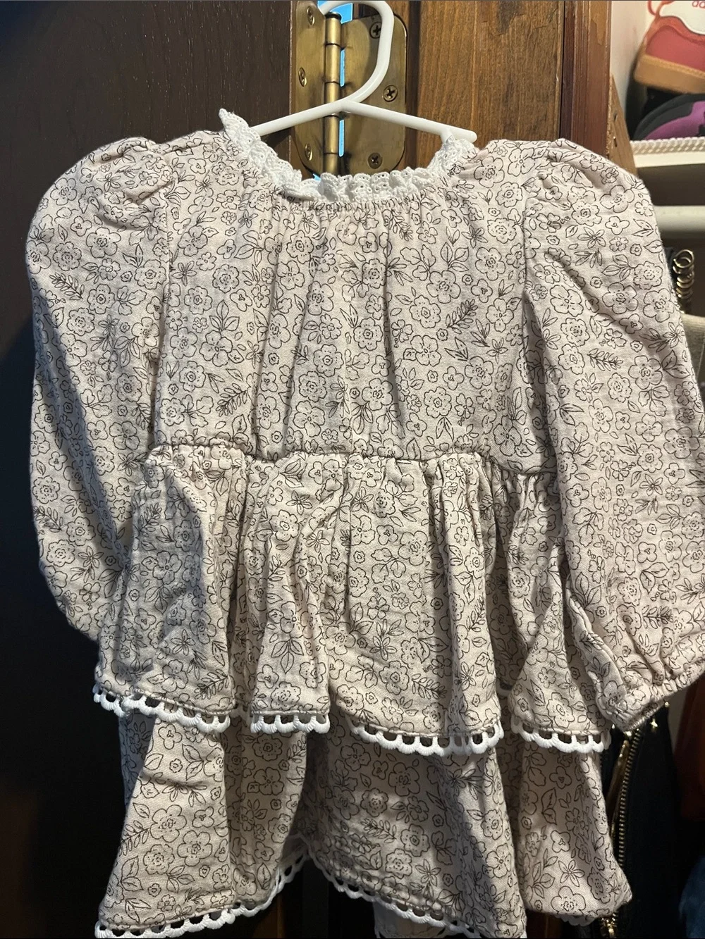 BearPaw Cream Floral Peplum Dress with Black Outline